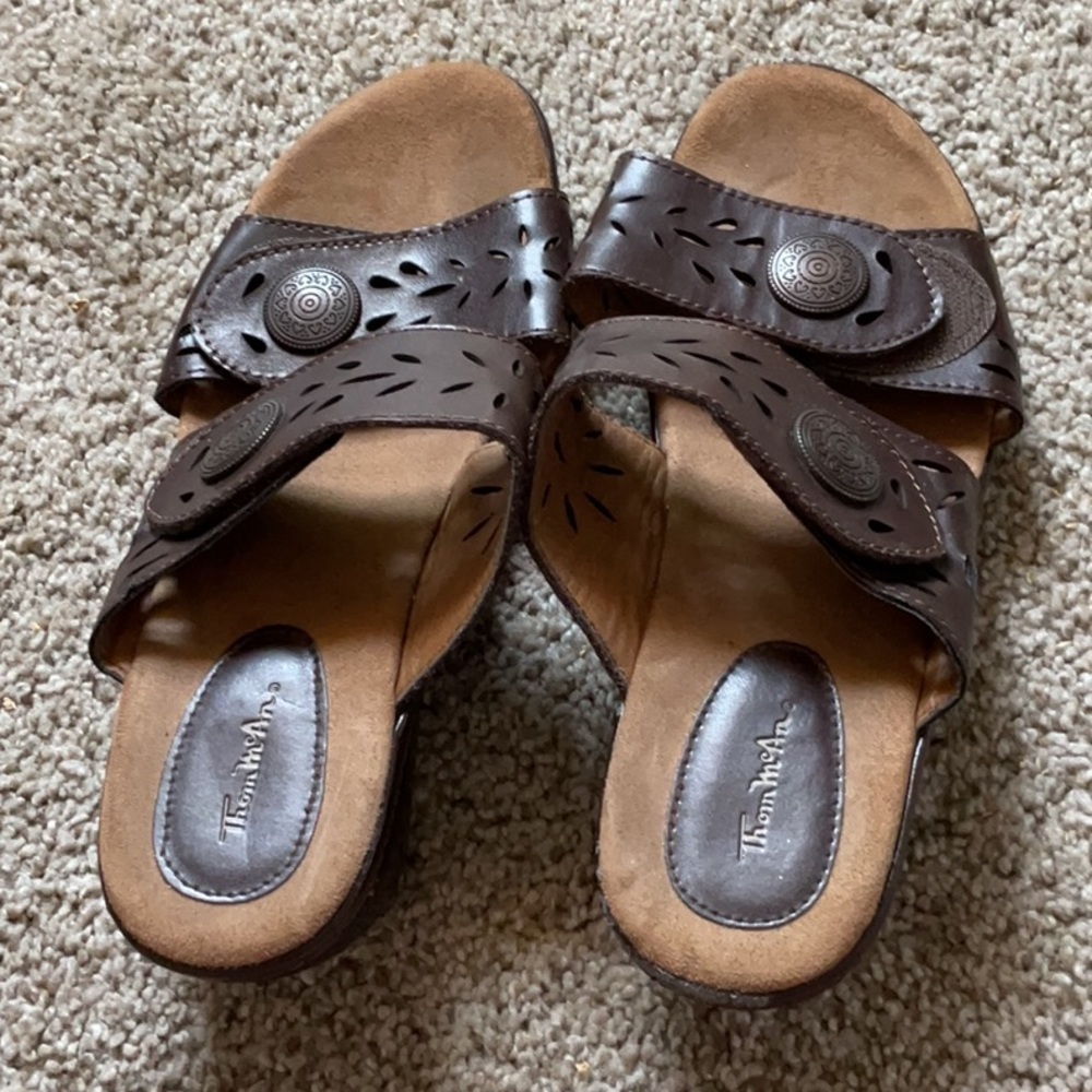 Woman’s THOM McAN sandals